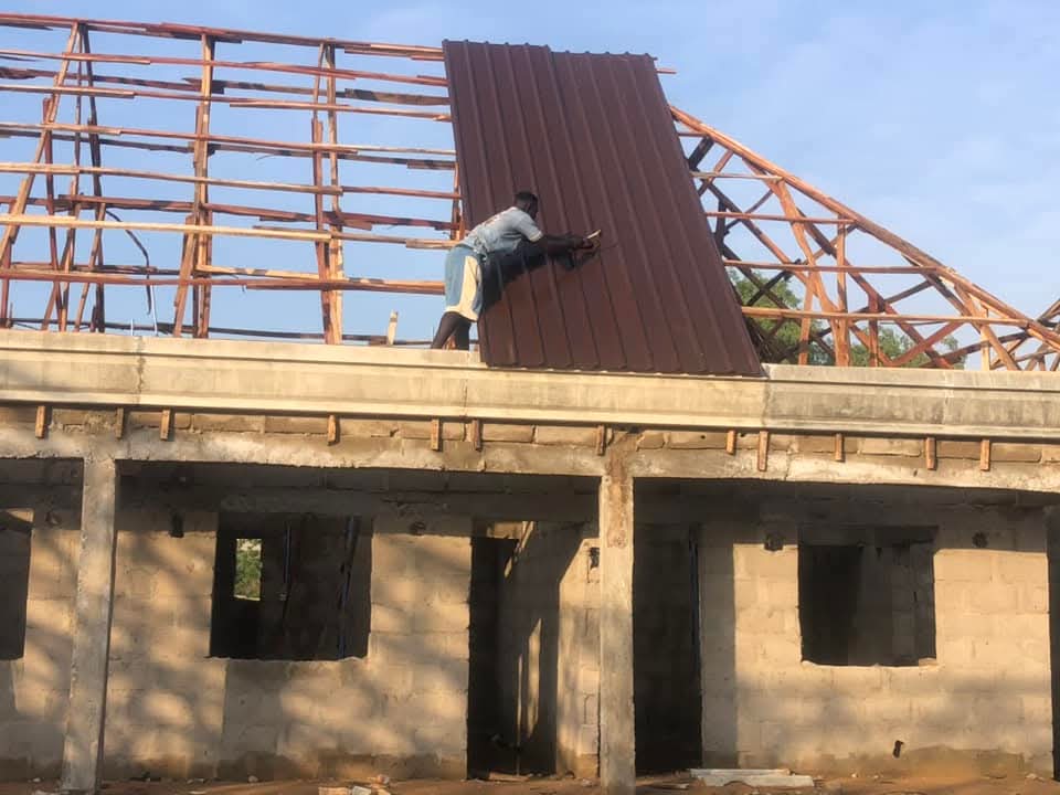 Standing seam hip roof in Wuse, Abuja